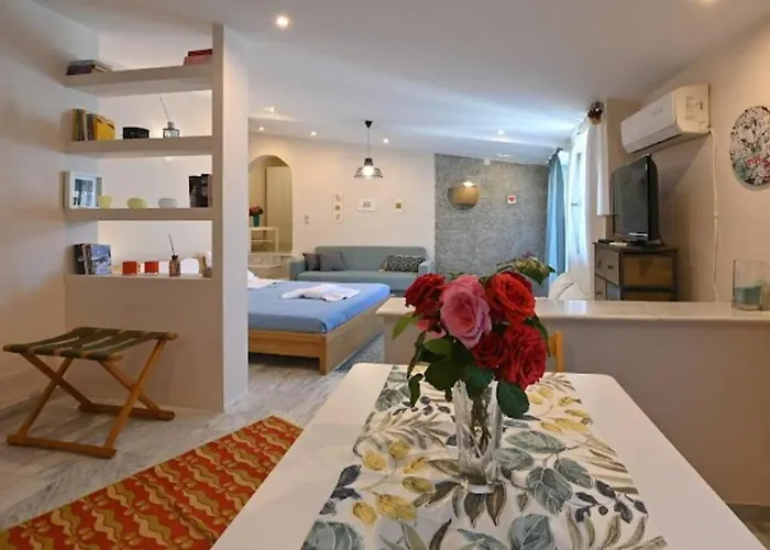 Апартаменты Aelia I Old Town *